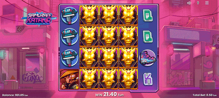 Respins with sticky folded wildcards